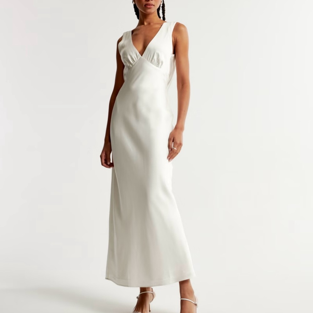 Abercrombie Plunge Cowl Back Maxi Dress - White, Small